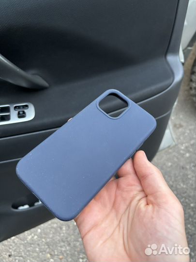 Чехол на iPhone 12