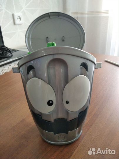 Весёлая урна