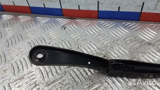 Щеткодержатель лобового стекла dacia sandero 1 (5B