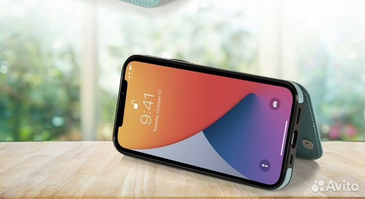 Чехол на iPhone 11