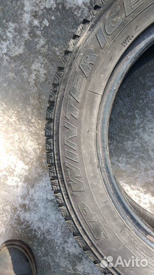 Dunlop SP Winter Ice 07 215/55 R16 97