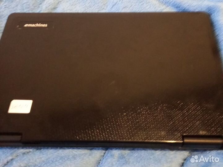 EMachines e527
