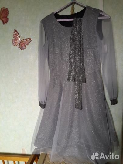 Блестящее платье