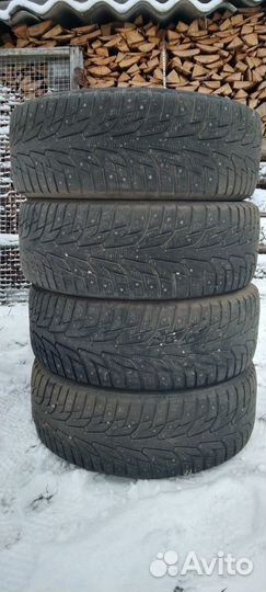 Hankook Winter I'Pike 225/55 R17