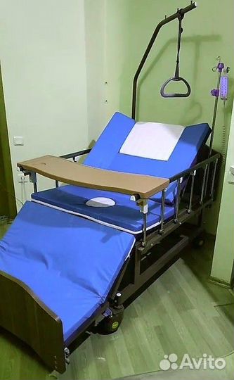 Медицинская кровать для лежачих больных эл+туaл+кр