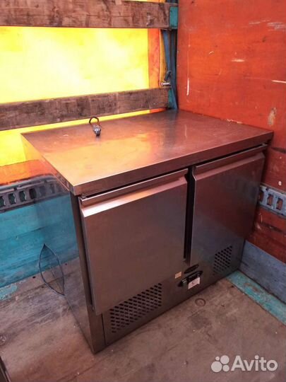 Морозильный стол tefcold sa910bt