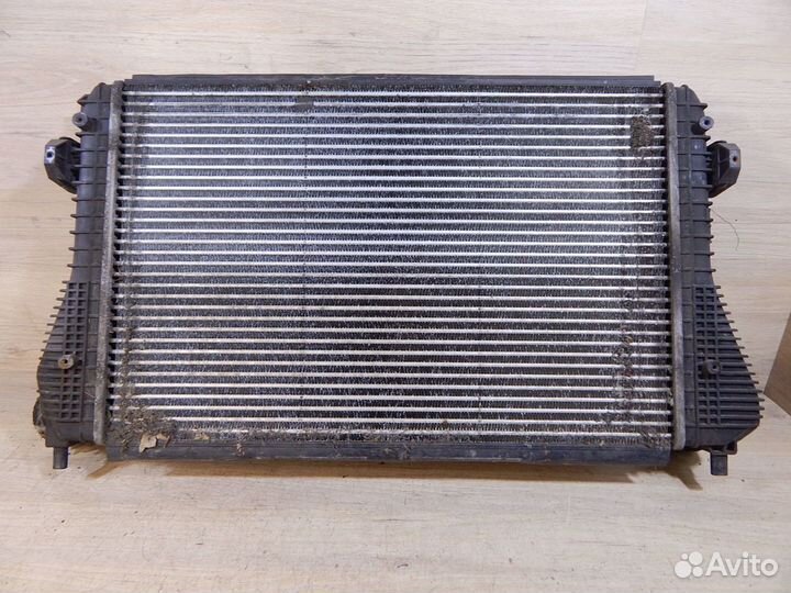 Интеркулер Vw Touran