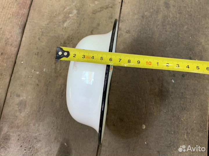 Эмалированное блюдо