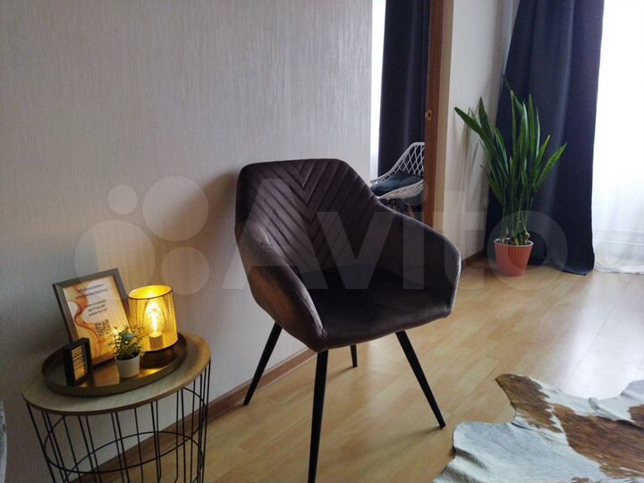 2-к. квартира, 43 м², 2/5 эт.