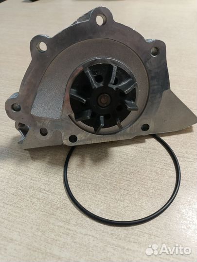 Продам водяную помпу