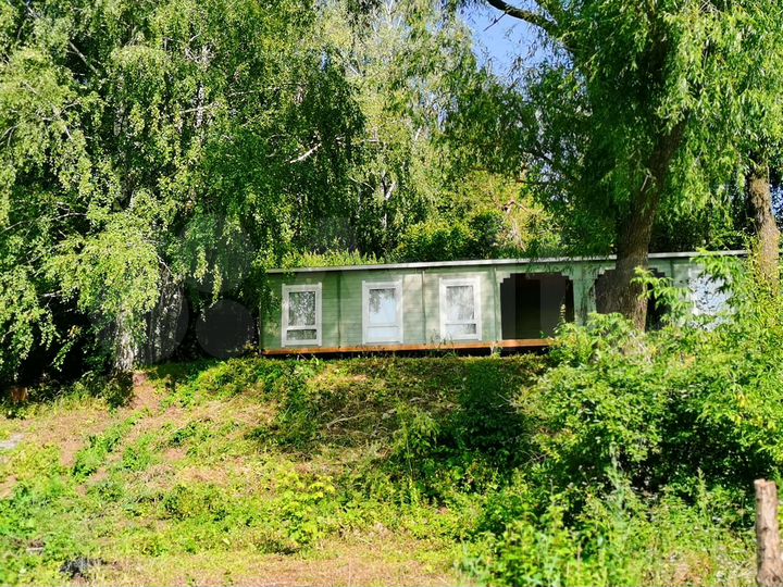 Дом 30 м² на участке 20 сот.