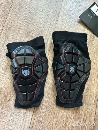 Защита колен jetcat новая