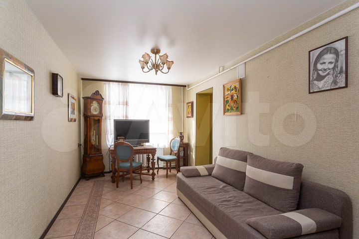 2-к. квартира, 63,7 м², 1/6 эт.