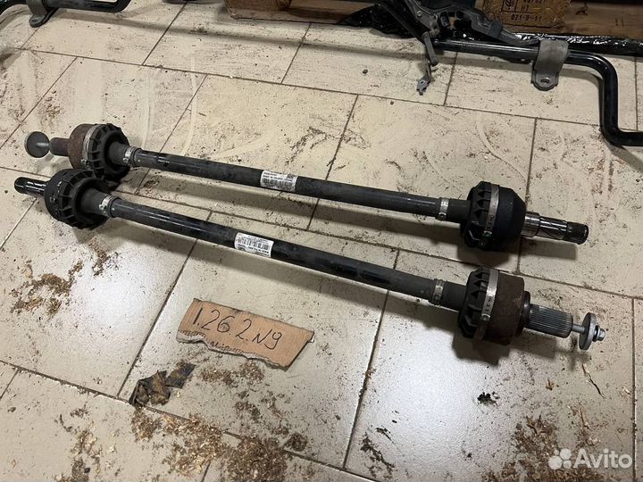 Полуось привод задний Volvo XC90 2 B5 2020