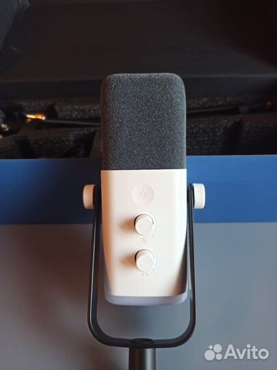 Микрофон + пантограф Fifine AM8T (белый)