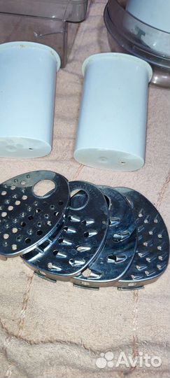 На запчасти кухонный комбайн philips