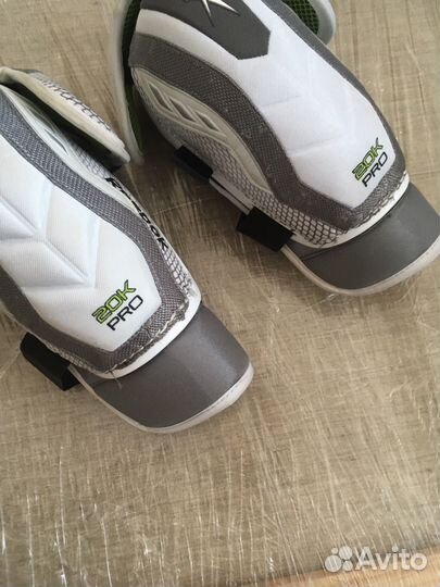Налокотники хоккейные sr Reebok 20k