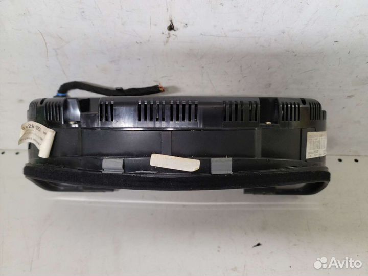 Панель приборов Audi A4 8E 1.8AVJ Вариатор