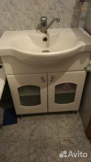 Раковина с тумбой бу