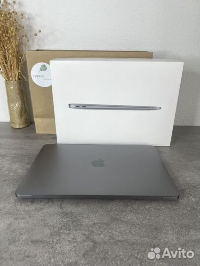 Macbook air 13 m1 8gb 256gb