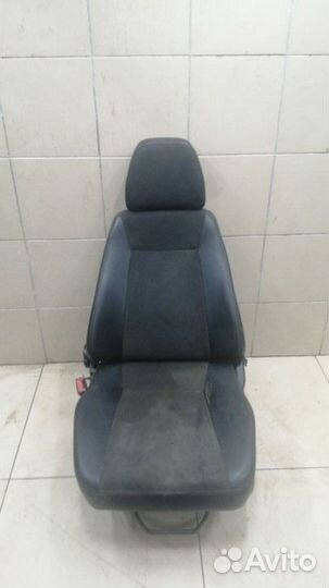 Сиденье переднее левое Chevrolet Niva