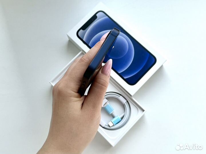 iPhone 12 mini, 64 ГБ