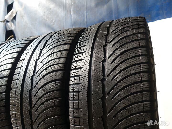 Michelin Pilot Alpin PA4 235/55 R17