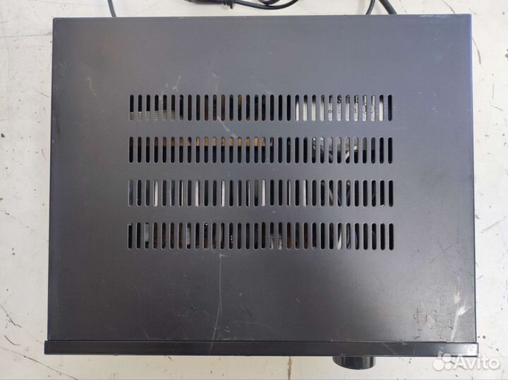 Трансляционный усилитель с плеером Roxton AA-60M