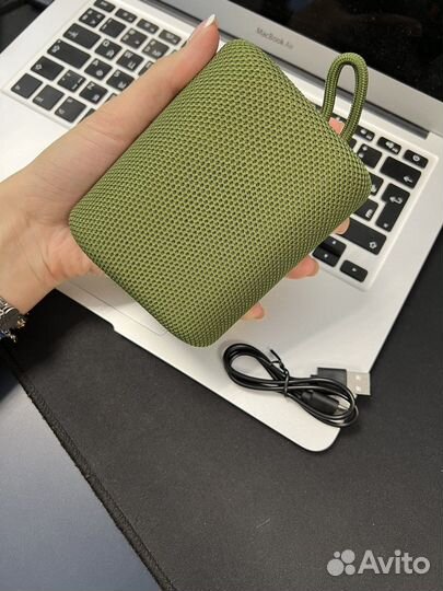 Беспроводная блютуз колонка