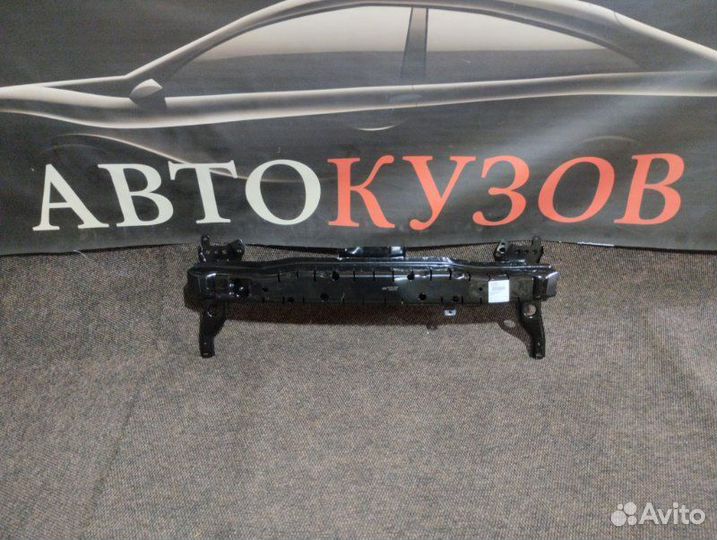 Усилитель бампера передний Volkswagen Passat B7