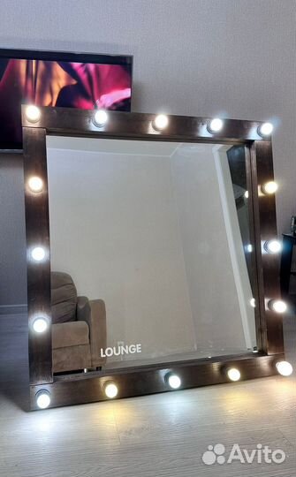 Зеркало с подсветкой