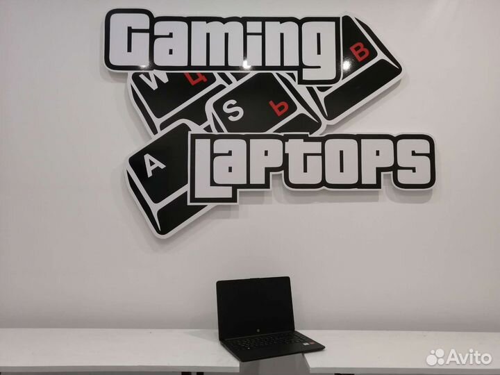 Мощный ультрабук HP Full HD на 256SSD