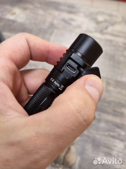 Фонарь Sofirn SC 31 Pro. 2000 lm. С аккумулятором