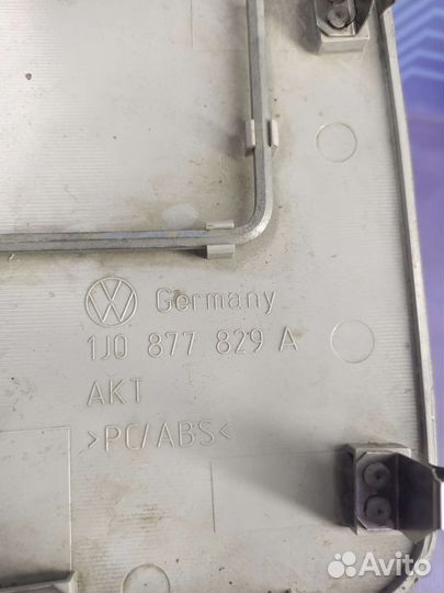 Накладка люка Volkswagen Bora