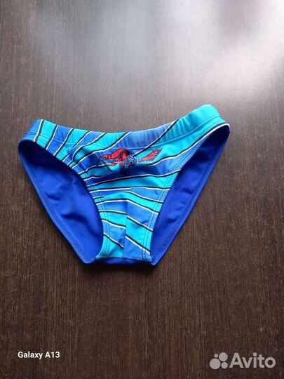 Плавки купальные на мальчика 5-6 лет