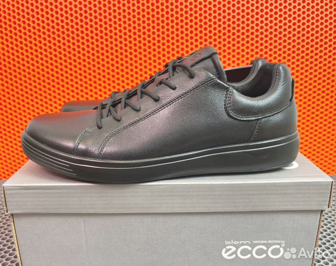 Кроссовки Ecco стильные