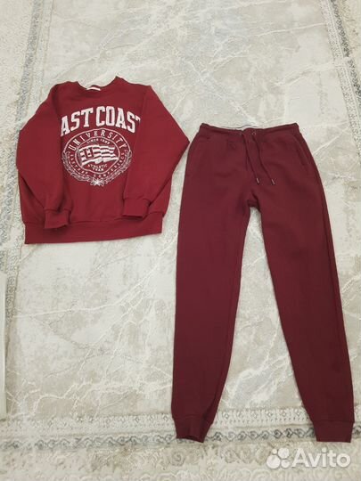 Костюм спортивный