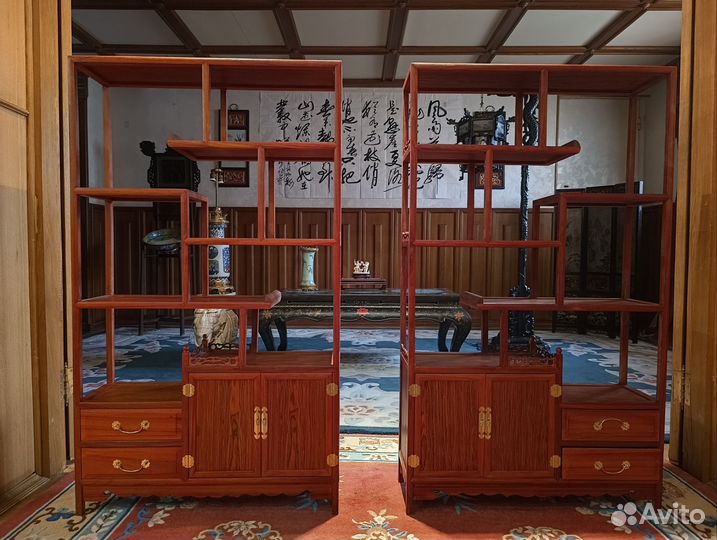 Пара этажерки