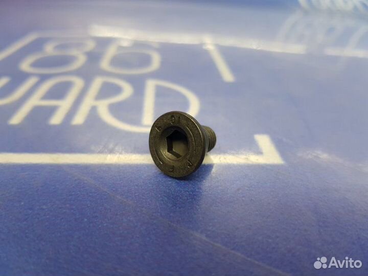 Болт тормозного диска Bmw 1-Series E39 B38A15M0