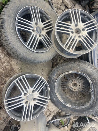 Диски R15 4x108 один под ремонт