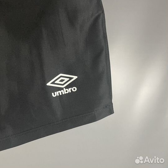 Шорты Umbro