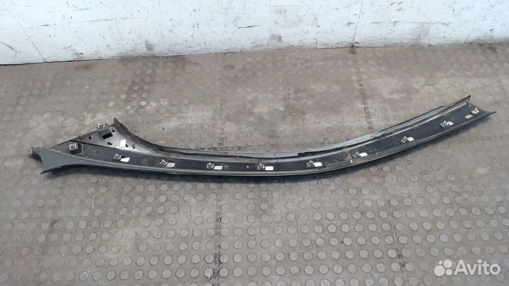 Молдинг стекла Suzuki XL7, 2008