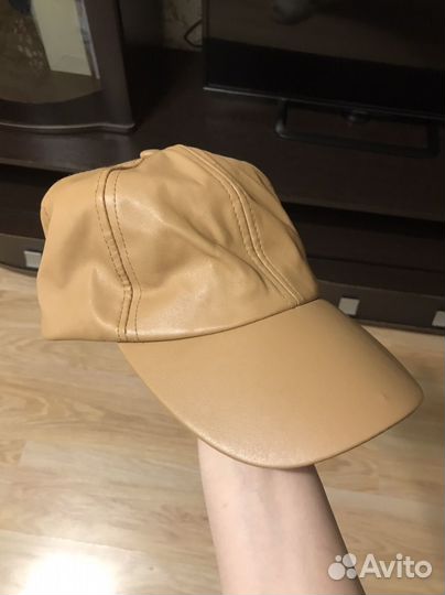 Кожанная кепка