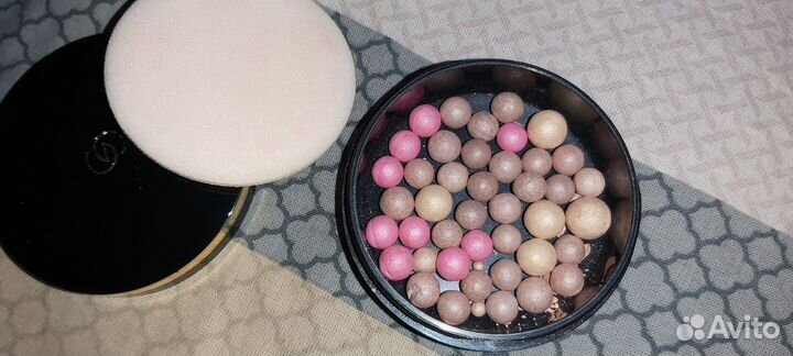 Румяна oriflame