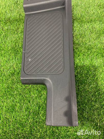 Накладка внутренняя на порог левая Ford Explorer
