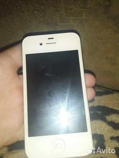 Телефон iPhone 4s