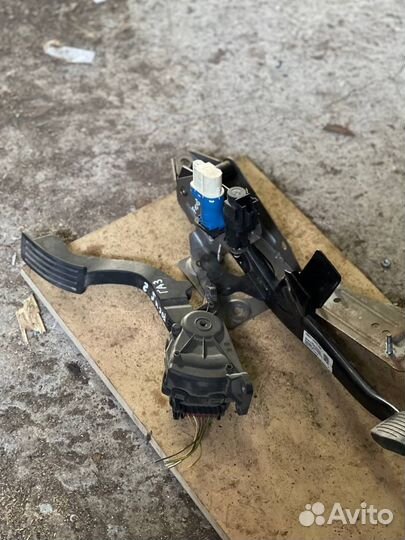 Педаль газа тормоза Ford Focus 2 Форд фокус 2