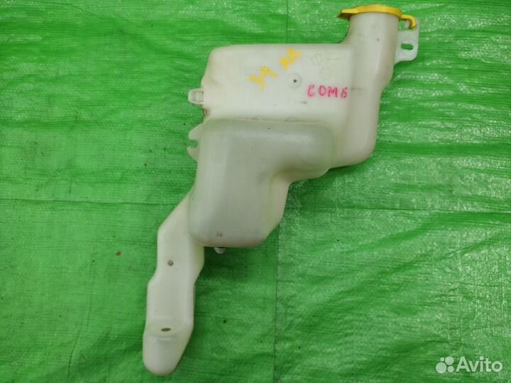 Бачок омывателя 05303789AF Dodge / Jeep