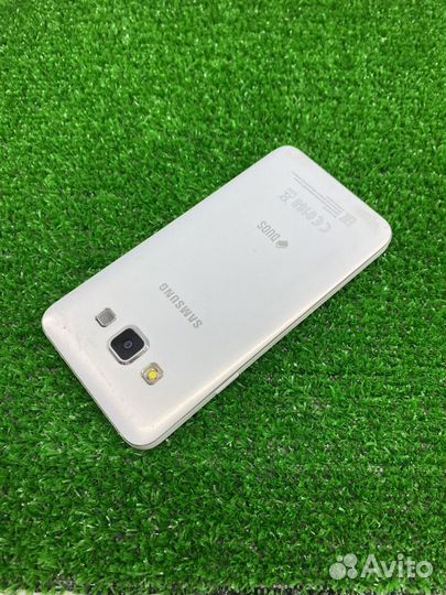 Samsung Galaxy A3 SM-A300F, 16 ГБ