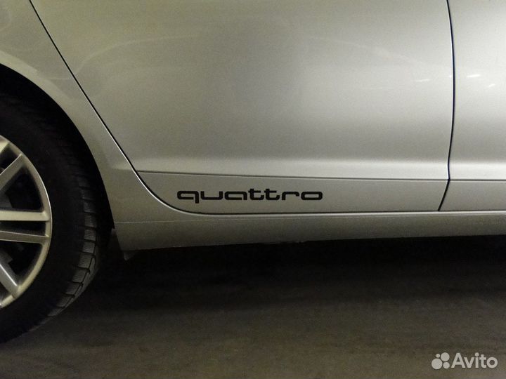 Наклейки Audi quattro на низ дверей